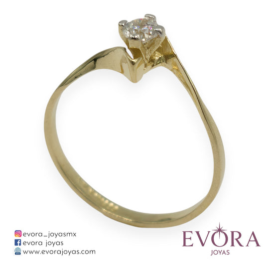 Anillo Compromiso Cruzado Zirconia de Oro 10k